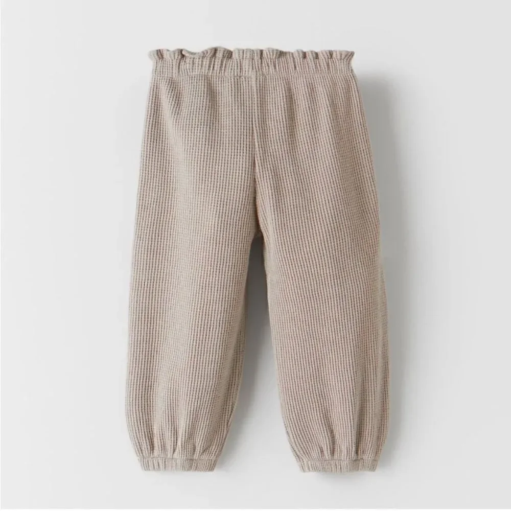 ZARA WAFFLE KNIT JOGGERS, 18-24 months